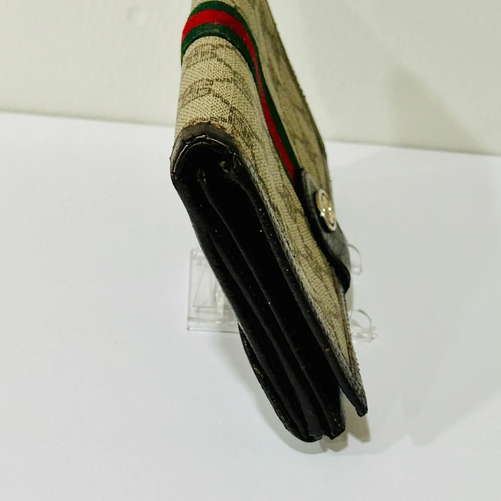 Gucci Beige and Brown Wallet with Red and Green Stripe - Picture 12 of 15